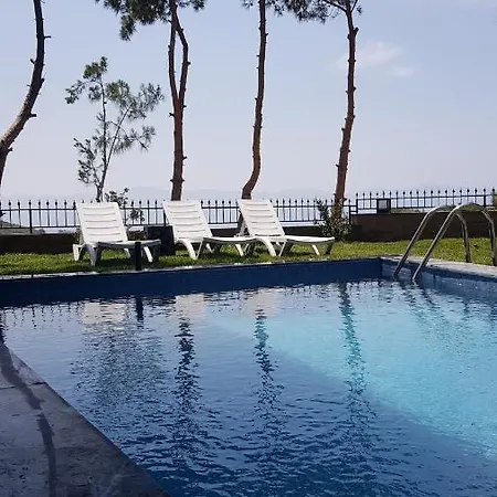 Tria Life Villas